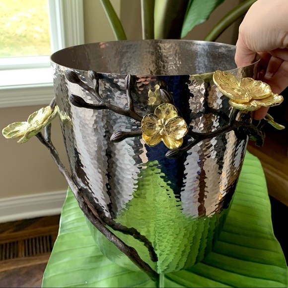 Michael Aram Other - New in box Michael Aram gold orchid champagne bucket / ice bucket
